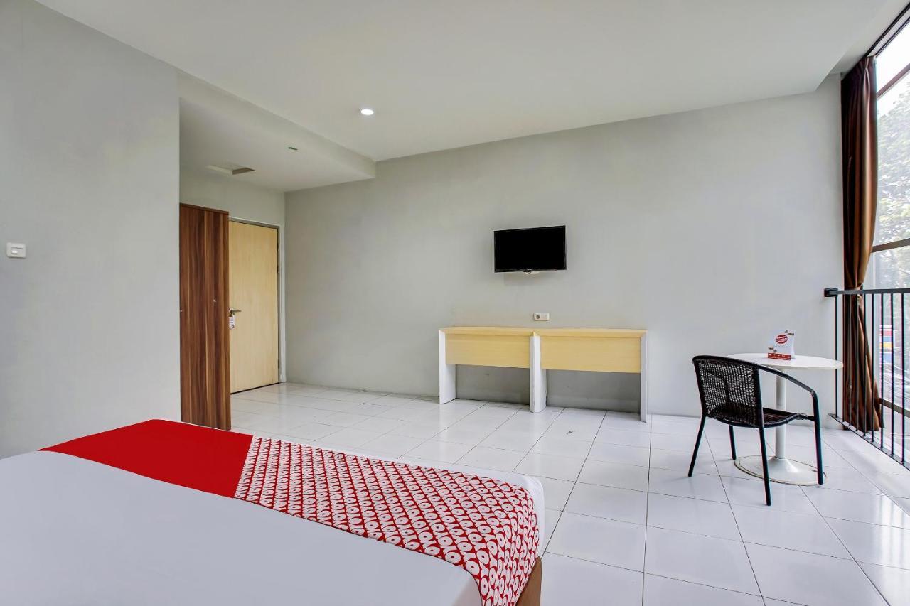 Reddoorz @ Pelajar Pejuang 3 Hotell Bandung Eksteriør bilde