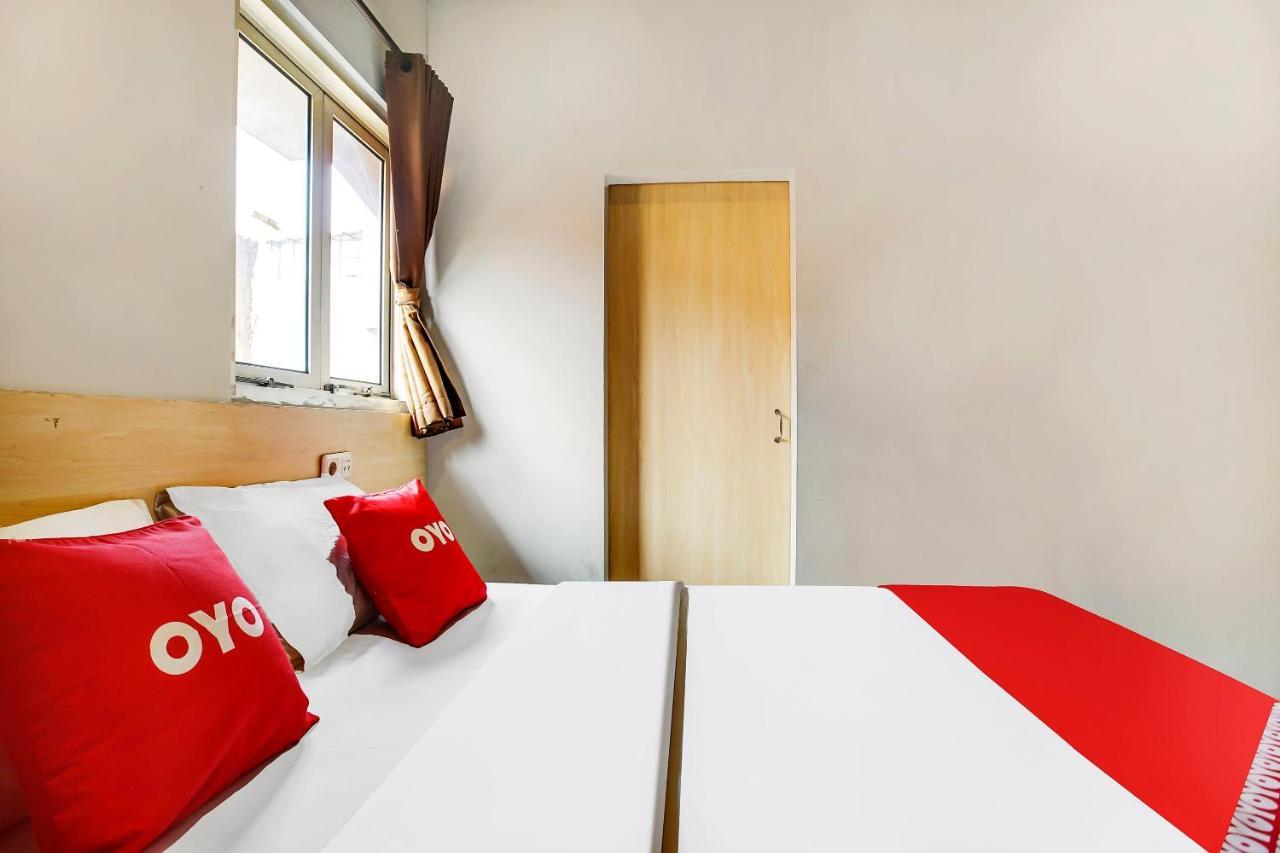 Reddoorz @ Pelajar Pejuang 3 Hotell Bandung Eksteriør bilde