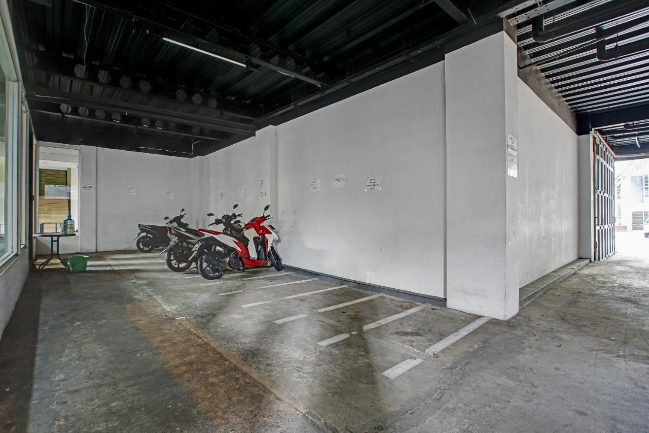 Reddoorz @ Pelajar Pejuang 3 Hotell Bandung Eksteriør bilde
